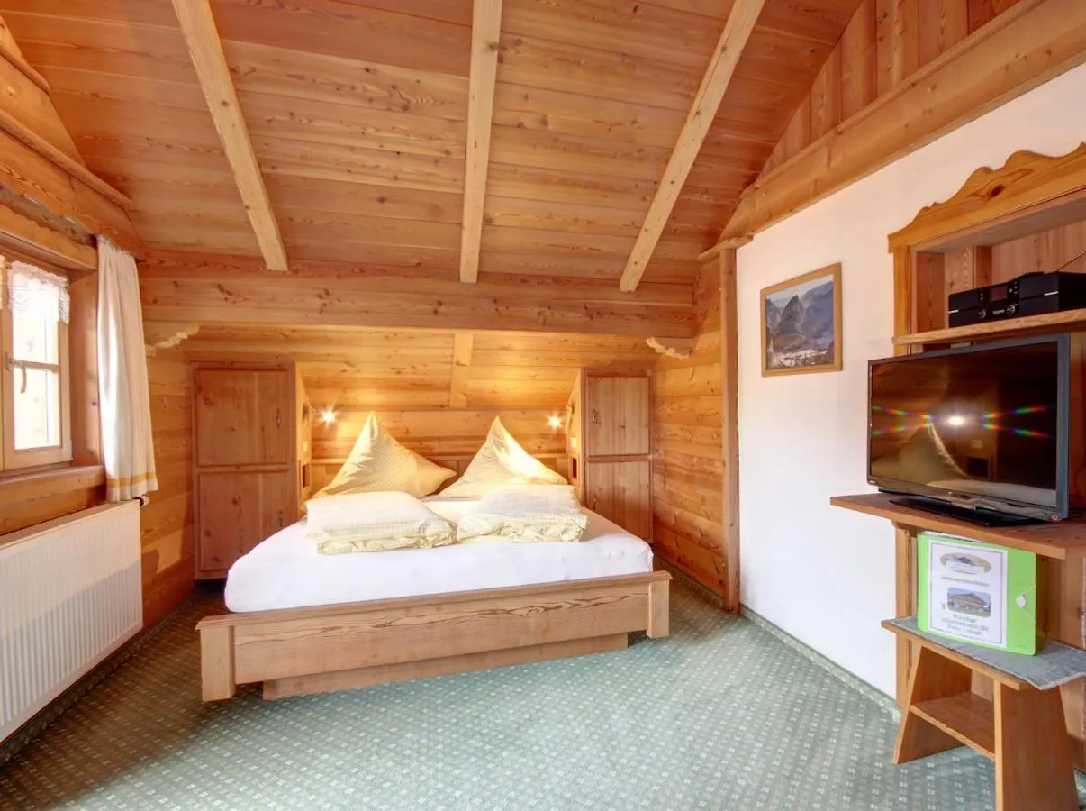 Gaestehaus Hirschbichler - Chiemgau Karte Inzell