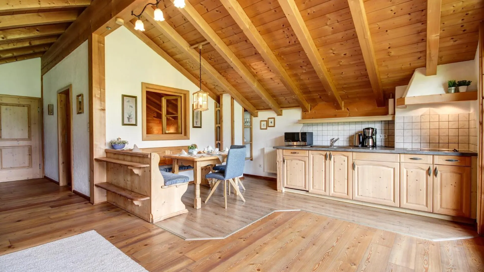 Gästehaus Hirschbichler - Chiemgau Karte Inzell Apartment