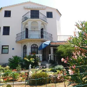 Blazevic Apartment Pula