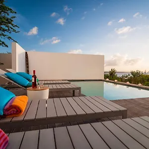 https://bonaire-bay-view-villa.comcaribbean.com