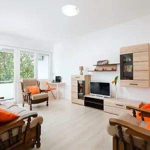 https://botun-apartman.in-istria.net